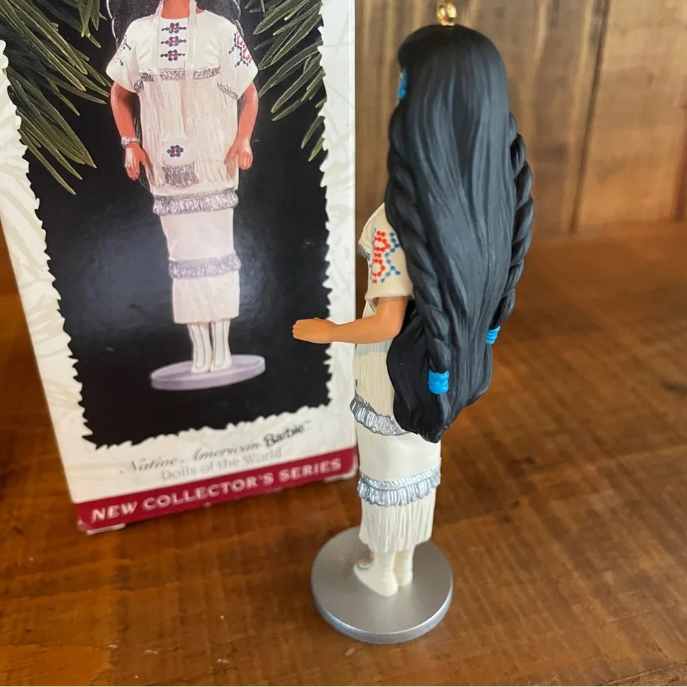 1996 Hallmark Barbie Native American Ornament DOLLS OF THE WORLD Never displayed
